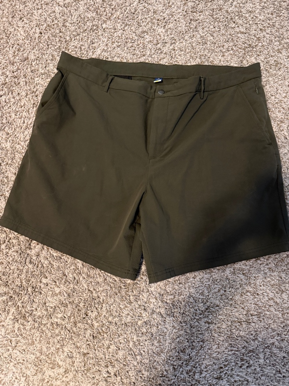 Old Navy Men's Dark Olive Flat-Front Shorts